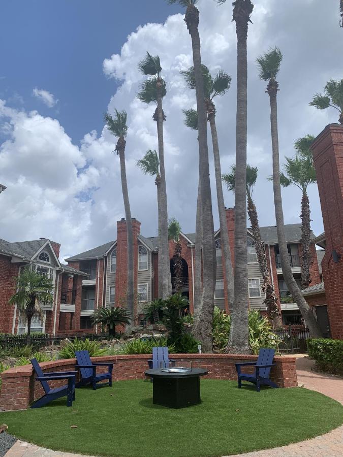 Spacious 2BR&2BA Med Center APT, Free parking&shuttle Houston Exterior foto