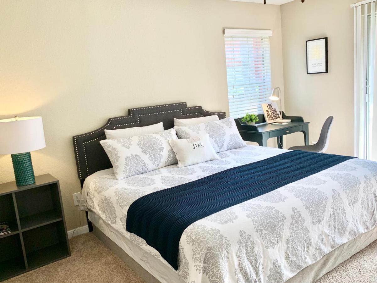 Spacious 2BR&2BA Med Center APT, Free parking&shuttle Houston Exterior foto